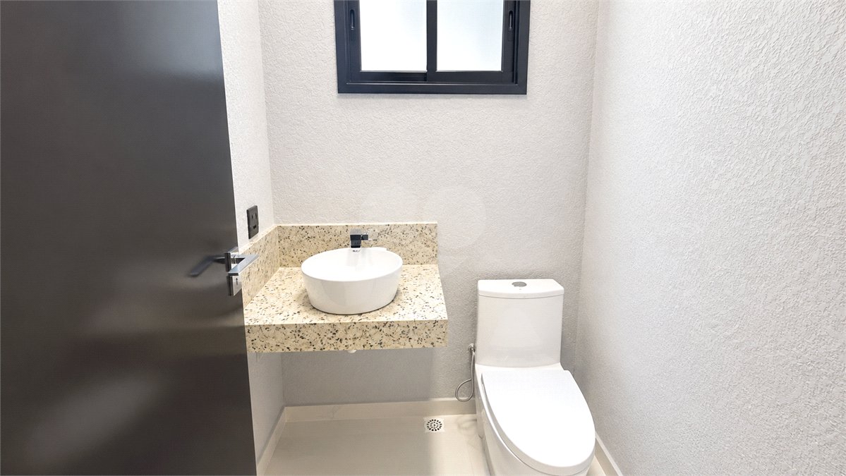 Casa à venda com 3 quartos, sendo 1 suíte, no condomínio Jardim Residencial Villagio Ipanema I, Sorocaba - SP