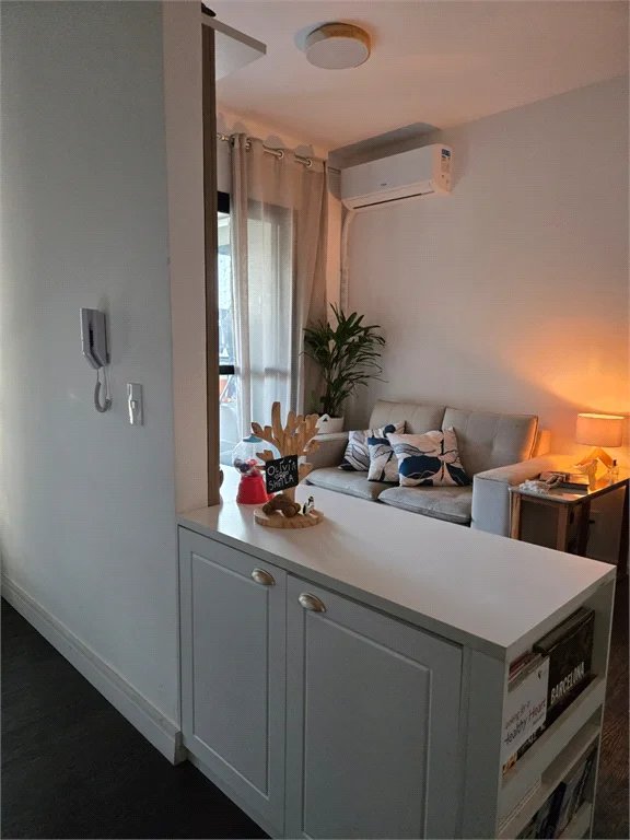 Apartamento à venda com 2 quartos, sendo 1 suíte,  em Vila Romana, São Paulo, SP
