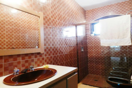 Casa de Vila à venda com 5 quartos, sendo 2 suítes, em Jardim Marajoara, São Paulo, SP