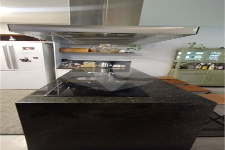 Casa à venda com 3 suítes no condomínio Sausalito, Mairiporã - SP