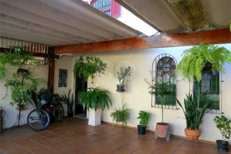 Sobrado à venda com 3 quartos, sendo 1 suíte, em Jabaquara, São Paulo, SP