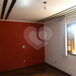 Casa à venda com 4 quartos, sendo 2 suítes, em Horto, São Paulo, SP