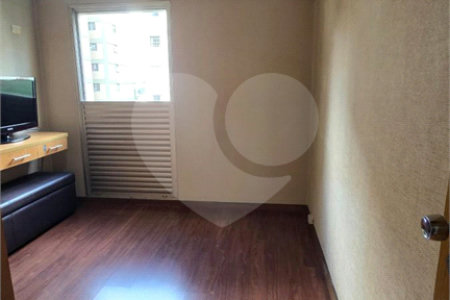 Apartamento à venda com 3 quartos em Vila Campestre, São Paulo, SP