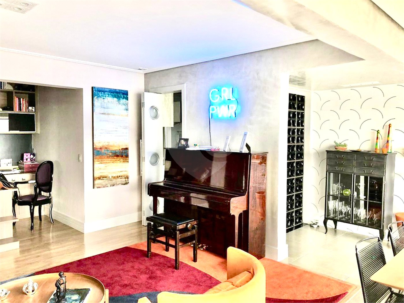 Apartamento à venda com 3 quartos, sendo 1 suíte,  em Campo Grande, São Paulo, SP