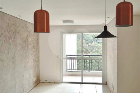 Apartamento à venda com 3 quartos, sendo 1 suíte,  em Vila Suzana, São Paulo, SP