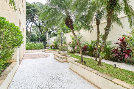 Apartamento à venda com 4 quartos, sendo 3 suítes, em Brooklin Paulista, São Paulo, SP
