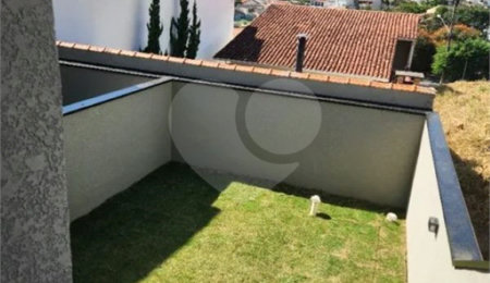 Sobrado à venda com 3 quartos, sendo 1 suíte, em Jardim Paulista, Atibaia, SP