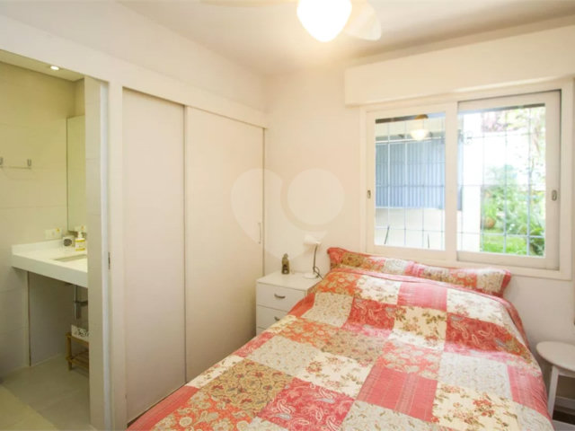 Casa à venda com 4 quartos, sendo 2 suítes,  em Chácara Flora, São Paulo, SP