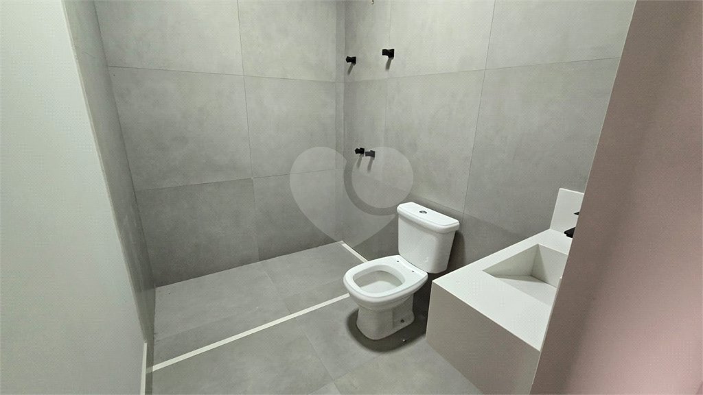 Casa à venda ou para alugar com 5 quartos, sendo 4 suítes,  no condomínio Equilibrium, Atibaia - SP