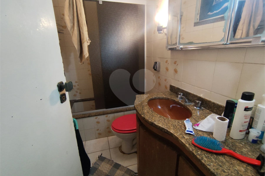 Sobrado à venda com 4 quartos, sendo 2 suítes,  em Tremembé, São Paulo, SP