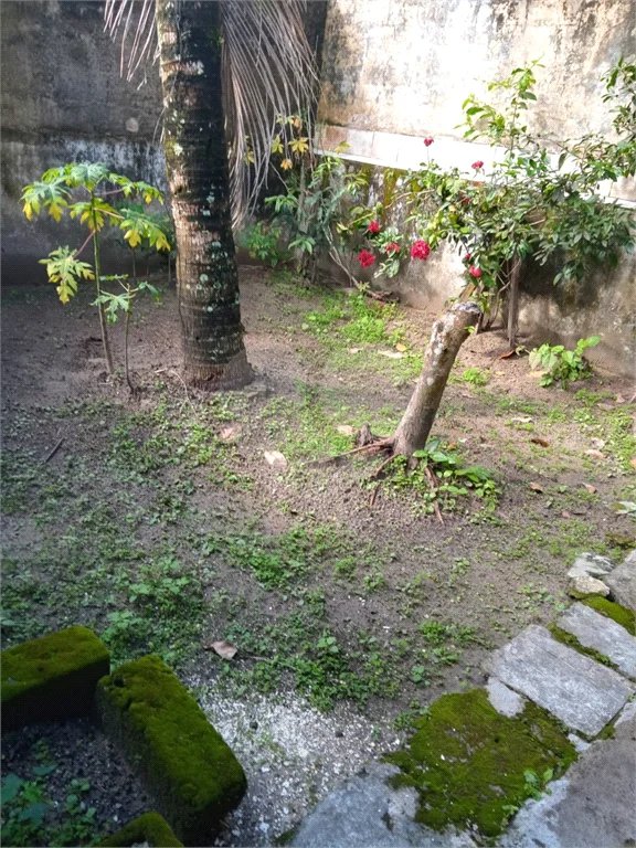 Casa Térrea à venda com 2 quartos, sendo 1 suíte, no Centro, Itanhaém, SP