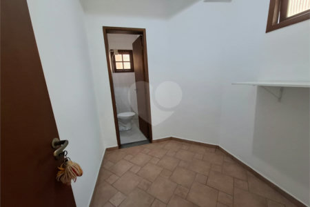 Casa para alugar com 4 quartos, sendo 2 suítes, no condomínio Palm Garden, São Paulo - SP