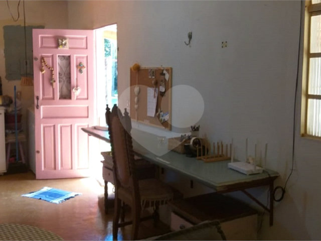 Casa Térrea à venda com 2 quartos em Chácara Real (caucaia do Alto), Cotia, SP