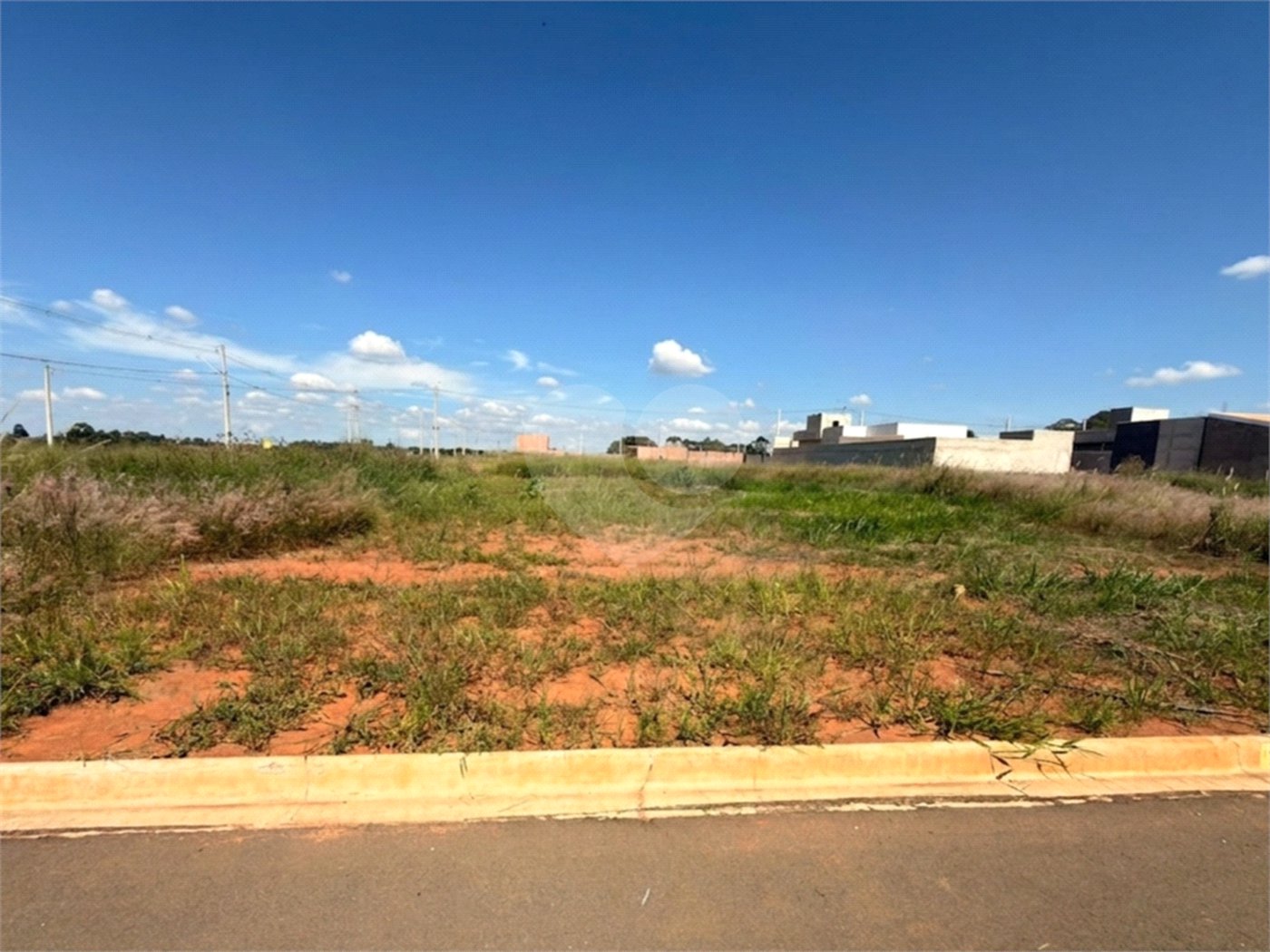 Terreno à venda em Loteamento Residencial Lisboa, Itapetininga, SP