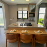 Casa à venda com 4 suítes no condomínio Villas do Golf, Itu - SP