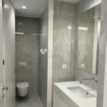 Apartamento T4 à venda em Lordelo do Ouro, Porto, Portugal – 240 m²