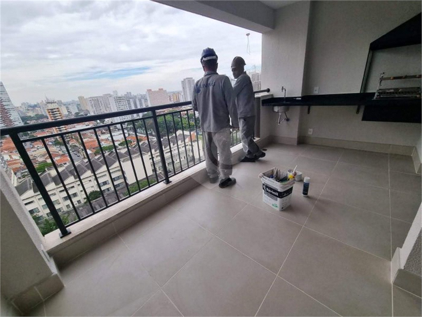 Apartamento à venda com 2 quartos, sendo 1 suíte, em Parque São Jorge, São Paulo, SP