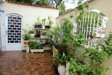 Sobrado à venda com 4 quartos, sendo 1 suíte, em Tucuruvi, São Paulo, SP