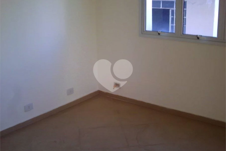 Sobrado à venda com 3 quartos, sendo 1 suíte, em Tremembé, São Paulo, SP