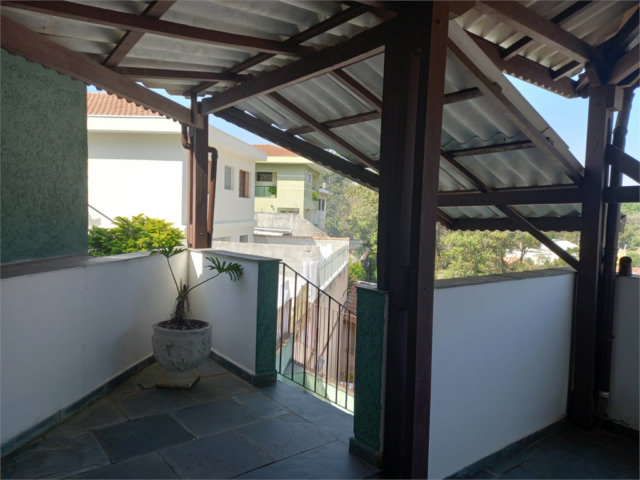 Sobrado à venda com 3 quartos, sendo 1 suíte,  em Horto, São Paulo, SP