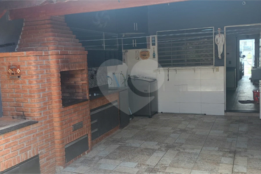 Sobrado à venda com 2 quartos em Parque Viviane, Itaquaquecetuba, SP