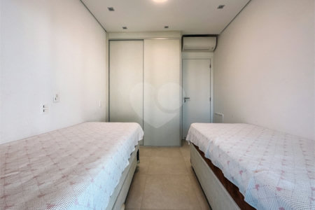 Apartamento à venda com 2 quartos, sendo 1 suíte, em Riviera, Bertioga, SP