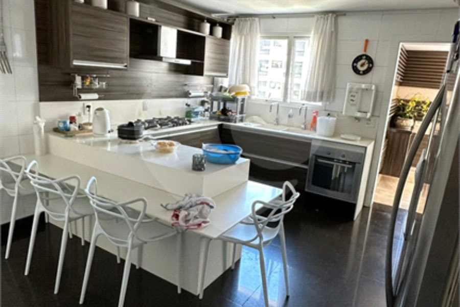 Apartamento à venda com 4 quartos, sendo 3 suítes,  em Santana, São Paulo, SP