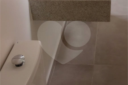 Casa à venda com 4 suítes no condomínio Estância Marambaia, Vinhedo - SP