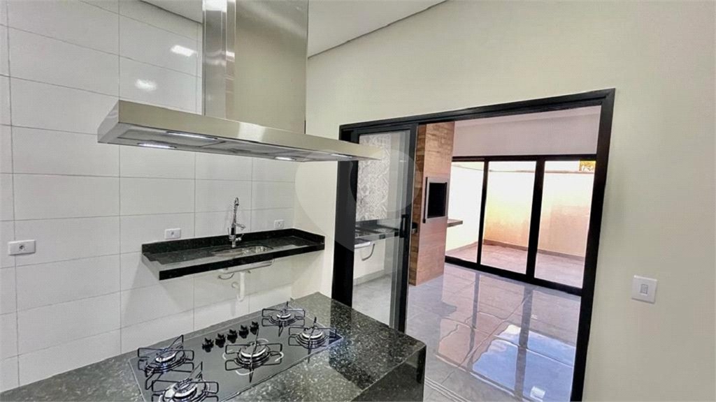 Casa à venda com 3 quartos, sendo 2 suítes, no condomínio Condomino Campos do Conde - Fase 2, Sorocaba - SP