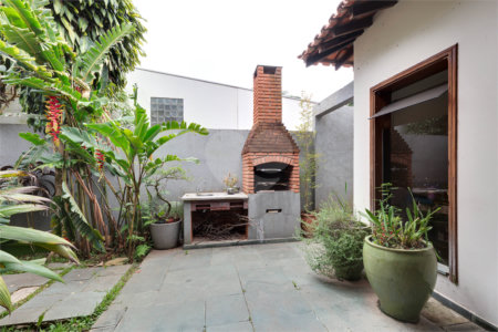 Casa Térrea à venda com 4 quartos, sendo 2 suítes, em Alto da Boa Vista, São Paulo, SP