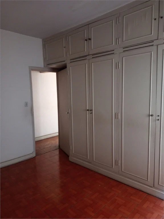 Casa à venda com 3 quartos em Vila Romana, São Paulo, SP