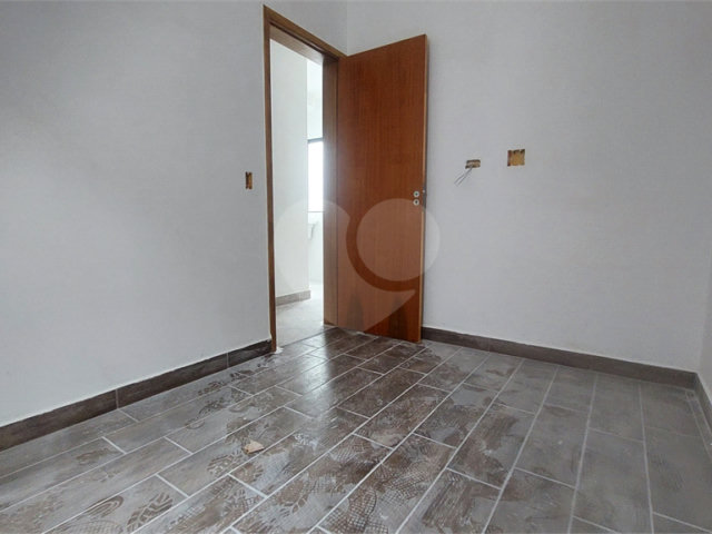 Casa à venda com 2 quartos no condomínio Residencial Abel, São Paulo - SP