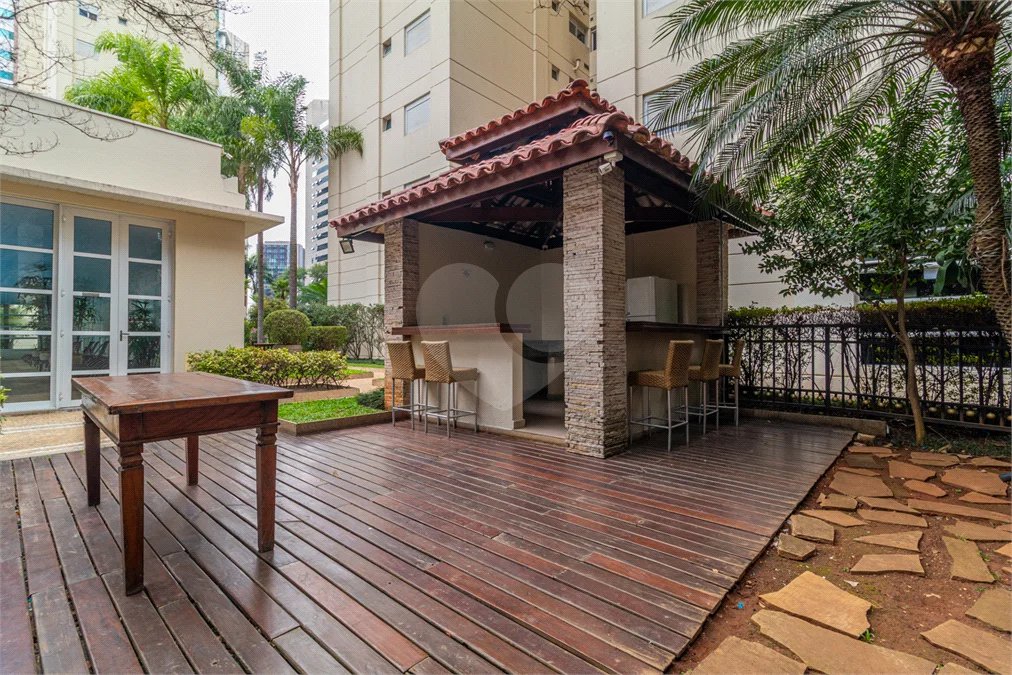 Cobertura à venda com 3 suítes em Vila Olímpia, São Paulo, SP