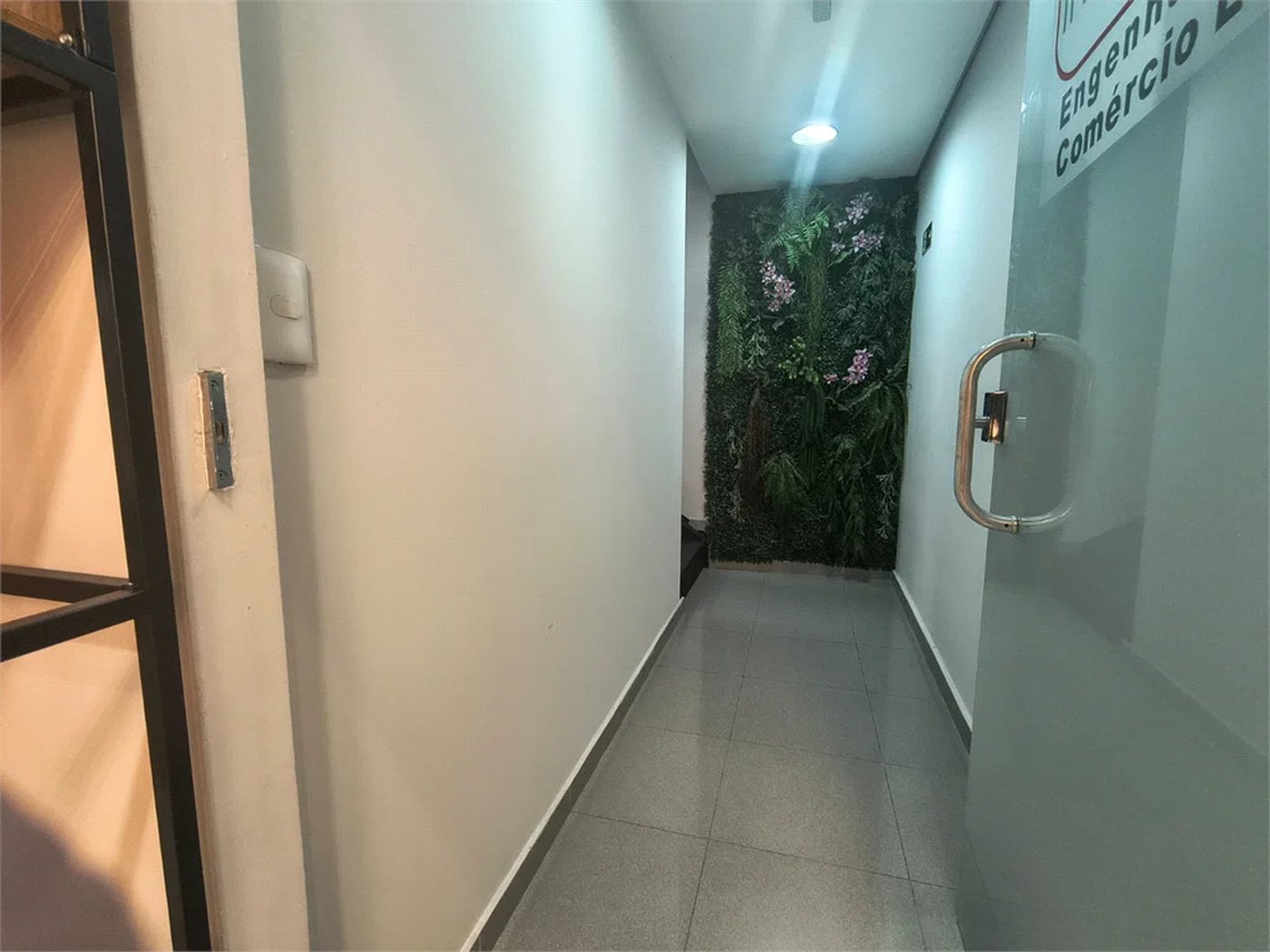 Excelente Prédio Comercial Mobiliado à Venda no Butantã – Ideal para sua Empresa!