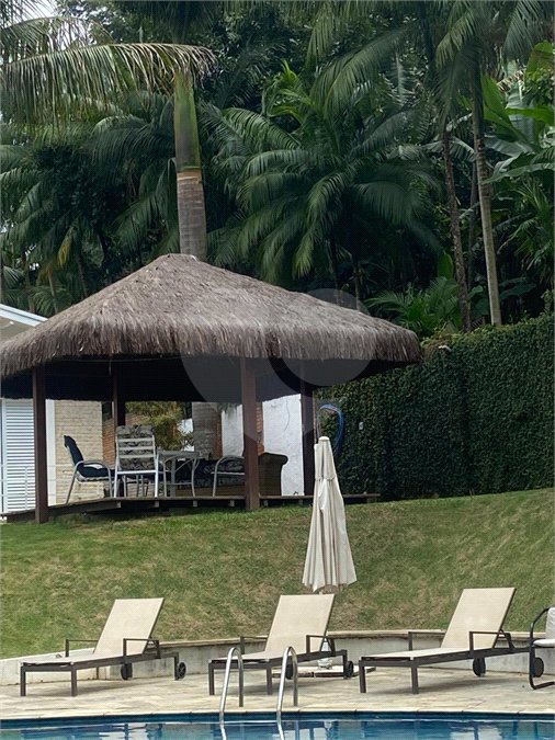 Casa à venda com 3 suítes em Chácara Granja Velha, Cotia, SP