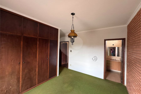 Sobrado à venda com 4 quartos, sendo 3 suítes, em Jardim América, Ribeirão Preto, SP