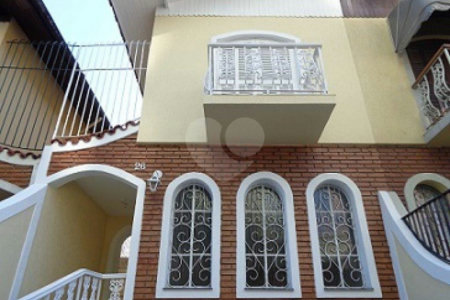 Sobrado à venda com 3 quartos, sendo 1 suíte, em Vila Gustavo, São Paulo, SP