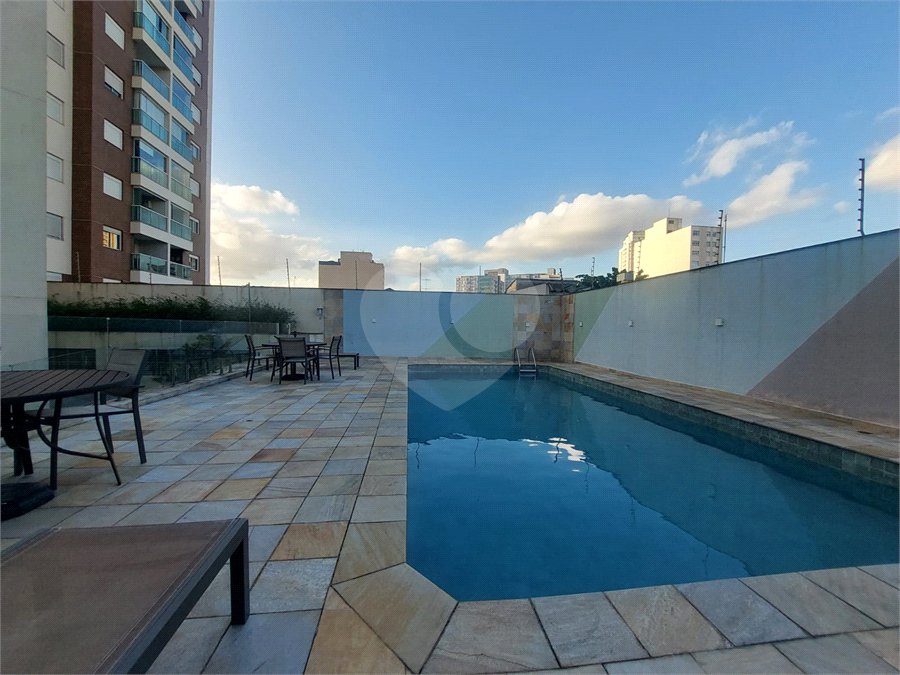 Apartamento à venda com 3 quartos, sendo 1 suíte, em Lapa, São Paulo, SP