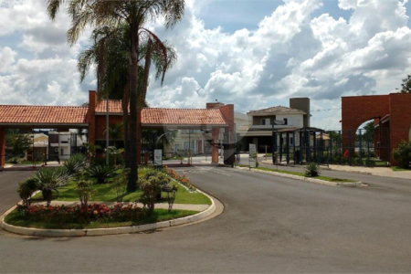 Casa à venda com 3 quartos, sendo 1 suíte, no Centro, Araçoiaba da Serra, SP