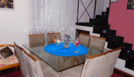 Sobrado à venda com 3 quartos, sendo 1 suíte,  em Santo Amaro, São Paulo, SP