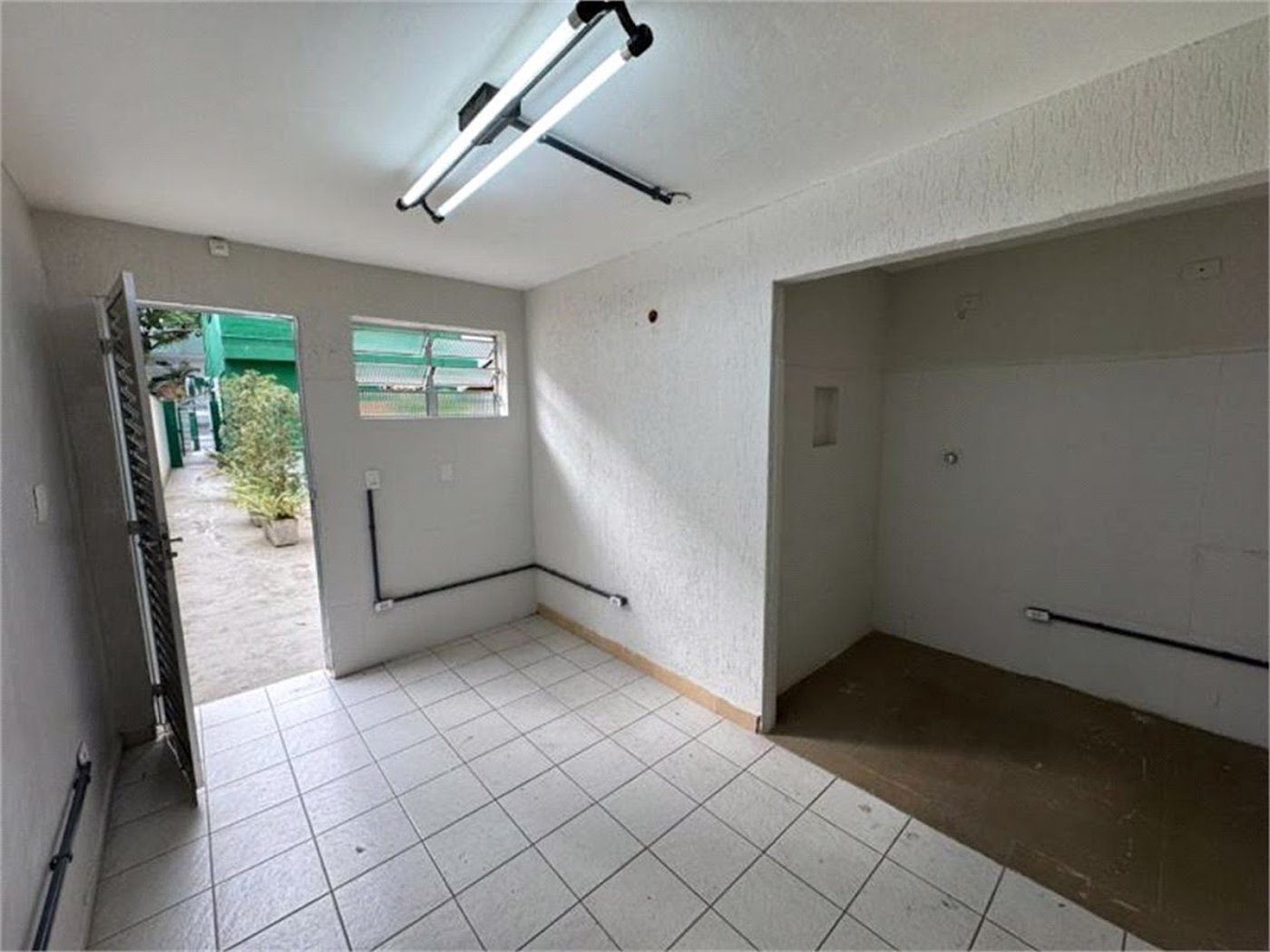 Casa Comercial para venda e locação, Aparecida, Santos - CA0072.