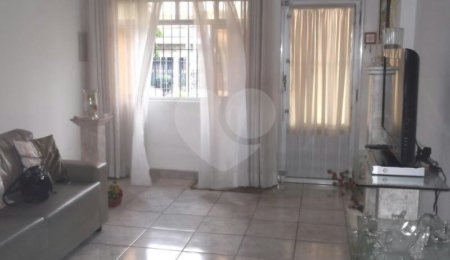 Casa Térrea à venda com 3 quartos em Vila Brasilina, São Paulo, SP