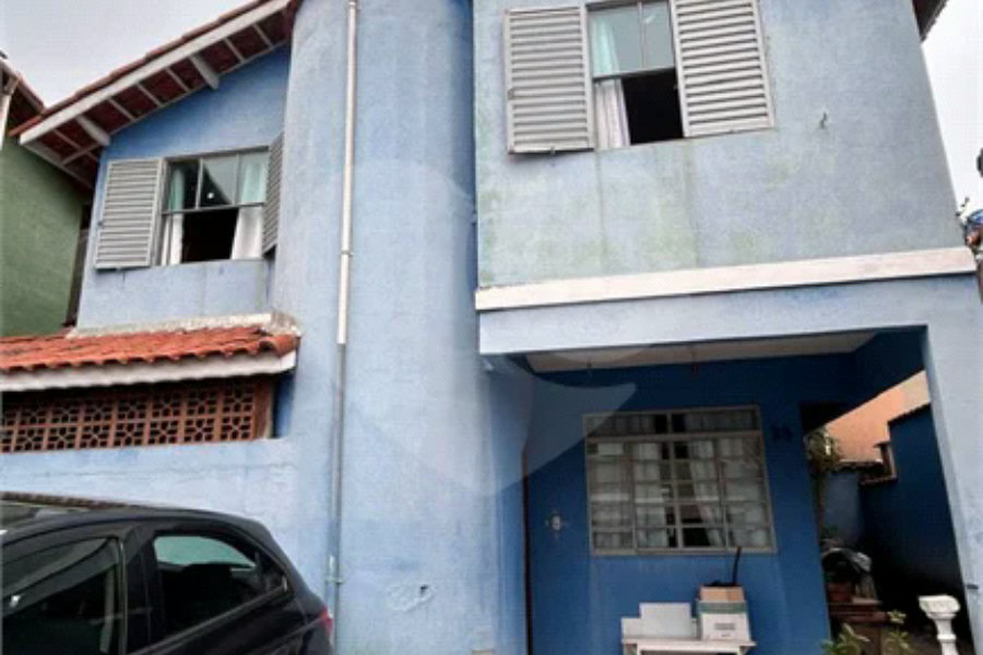 Casa à venda com 3 quartos no condomínio Vila Cantareira, São Paulo - SP