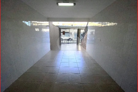 Sobrado à venda com 3 quartos, sendo 1 suíte, em Vila Nivi, São Paulo, SP