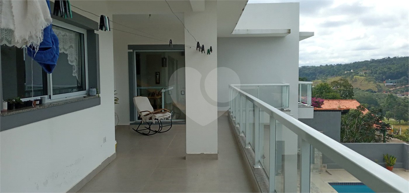 Casa à venda com 3 quartos, sendo 1 suíte, em Jardim Estância Brasil, Atibaia, SP