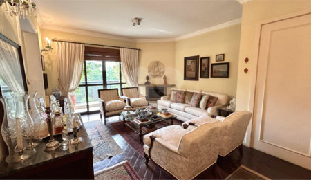 Apartamento à venda com 3 suítes em Vila Suzana, São Paulo, SP