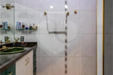 Sobrado à venda com 5 quartos, sendo 4 suítes, em Vila Galvão, Guarulhos, SP