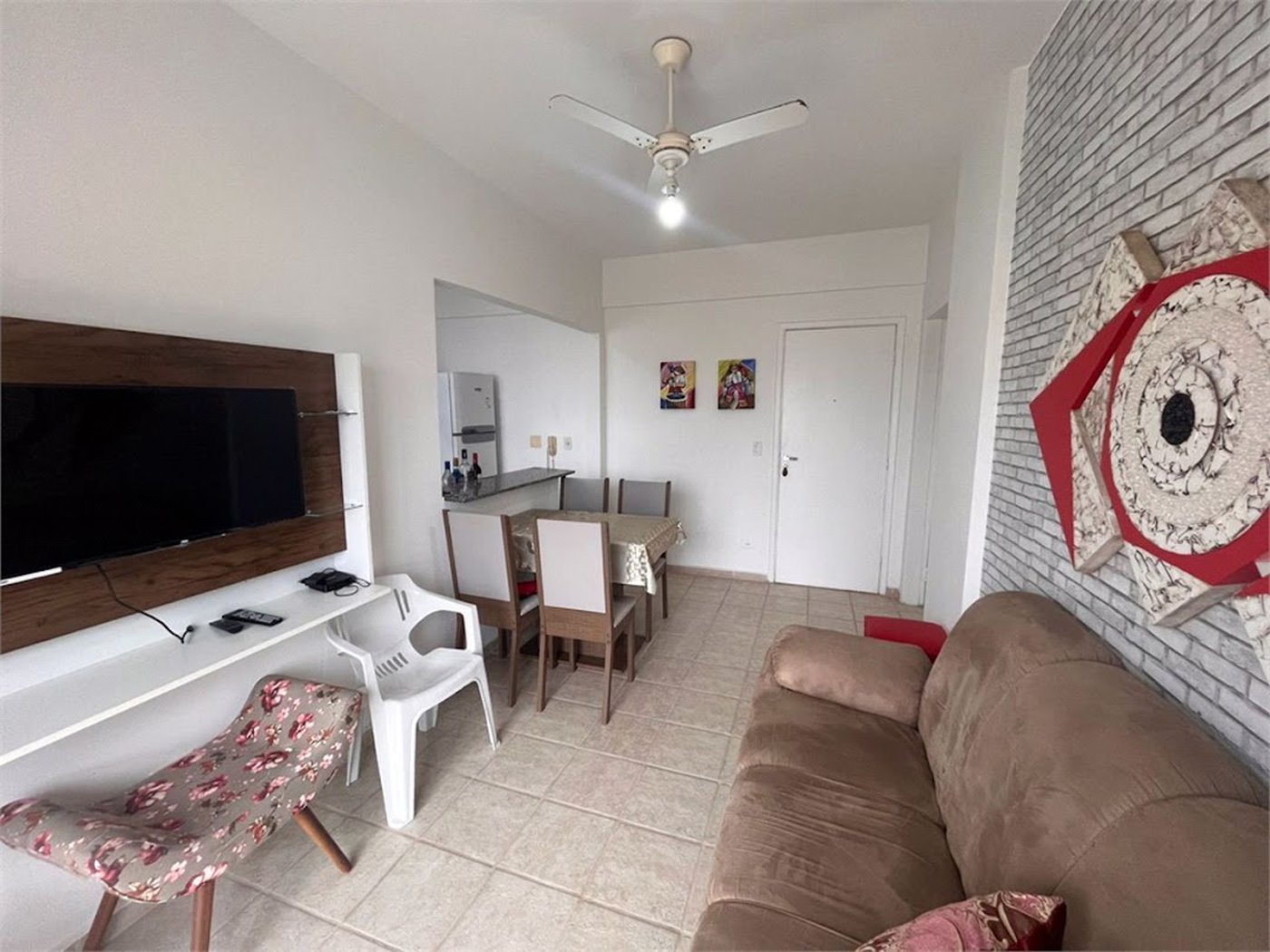 Apartamento Reformado com 1 Dormitório à Venda na Enseada – Guarujá