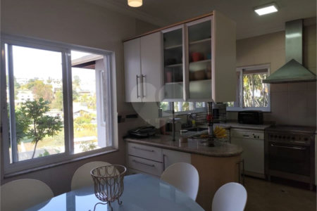 Casa à venda com 4 suítes em Marambaia, Vinhedo, SP