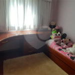 Casa à venda com 4 quartos, sendo 3 suítes, no condomínio Sausalito, Mairiporã - SP